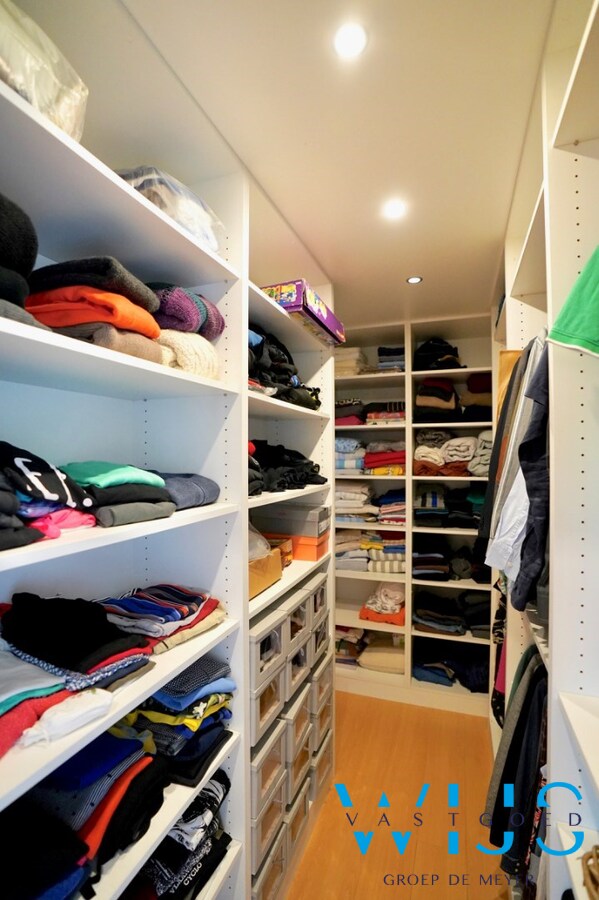 Instapklaar woonhuis te Ertvelde ! 