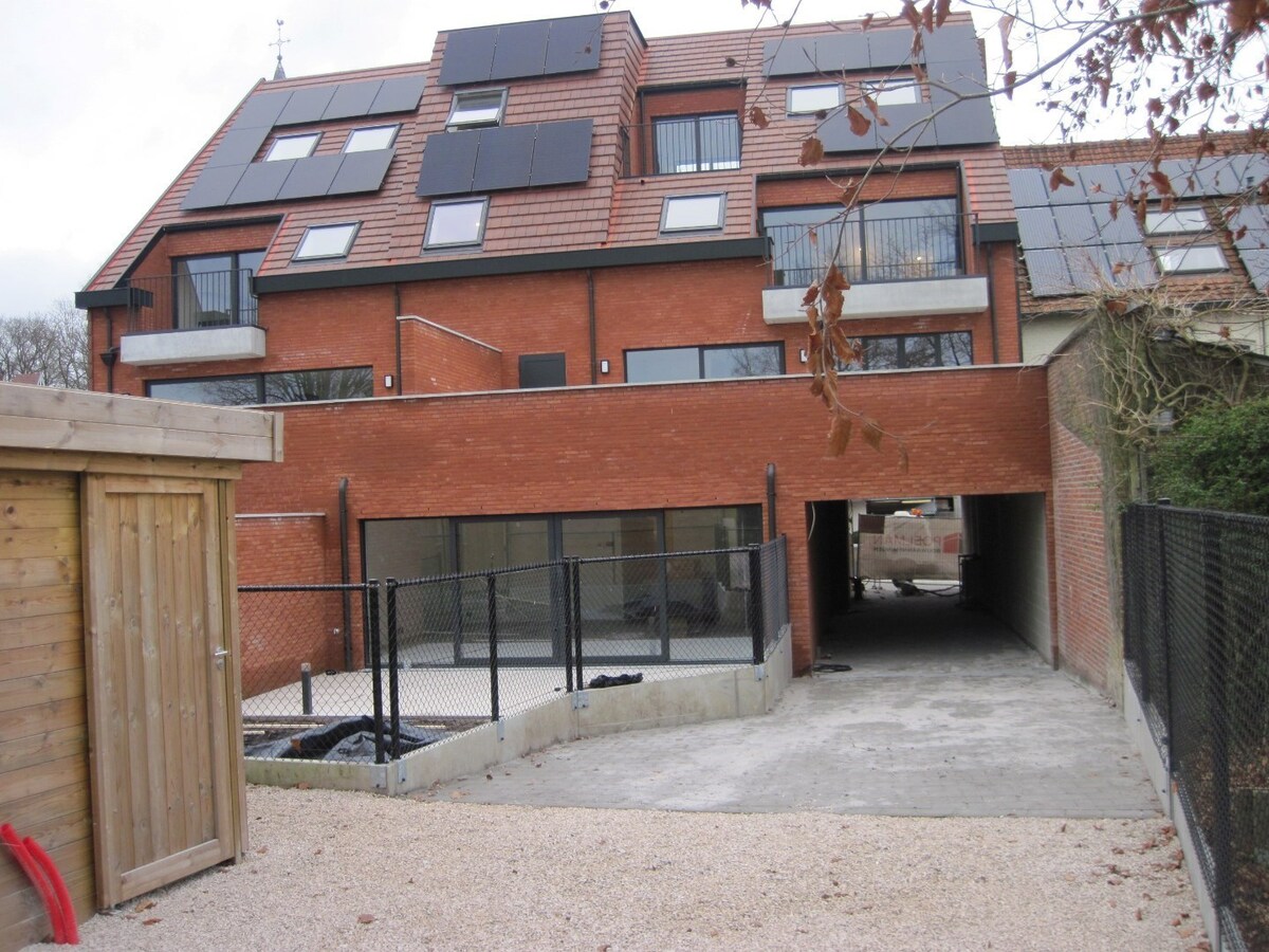EXCEPTIONEEL - Luxueus wonen - Terras van 40 m². 