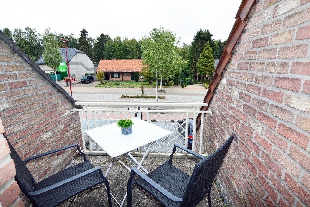 Energiezuinig appartement met 2 slpks, terras en inpandige garage. 