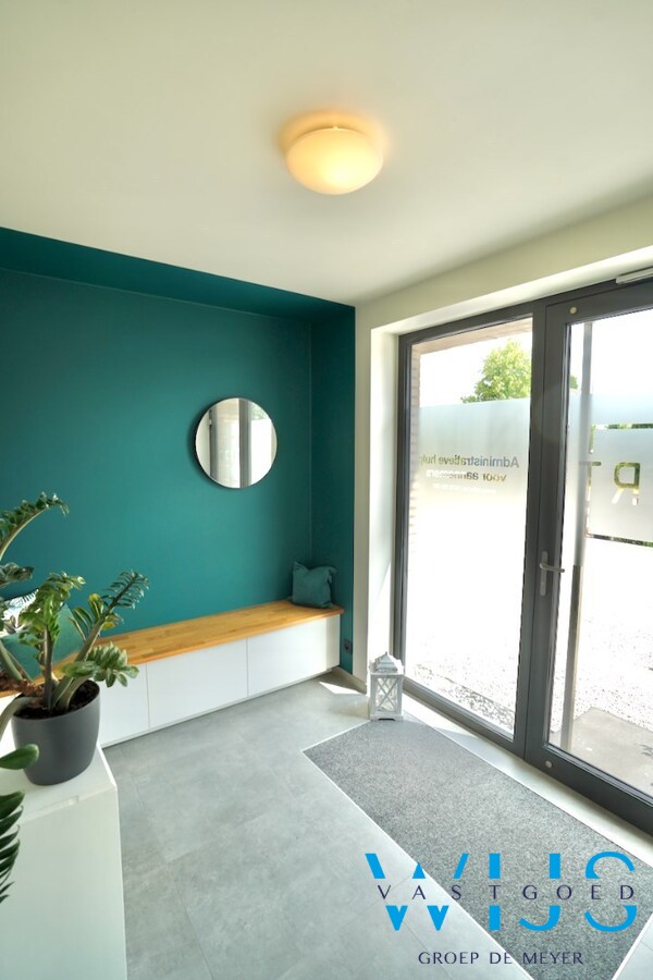 Zeer tof kantoor van 130m² te Assenede ! 