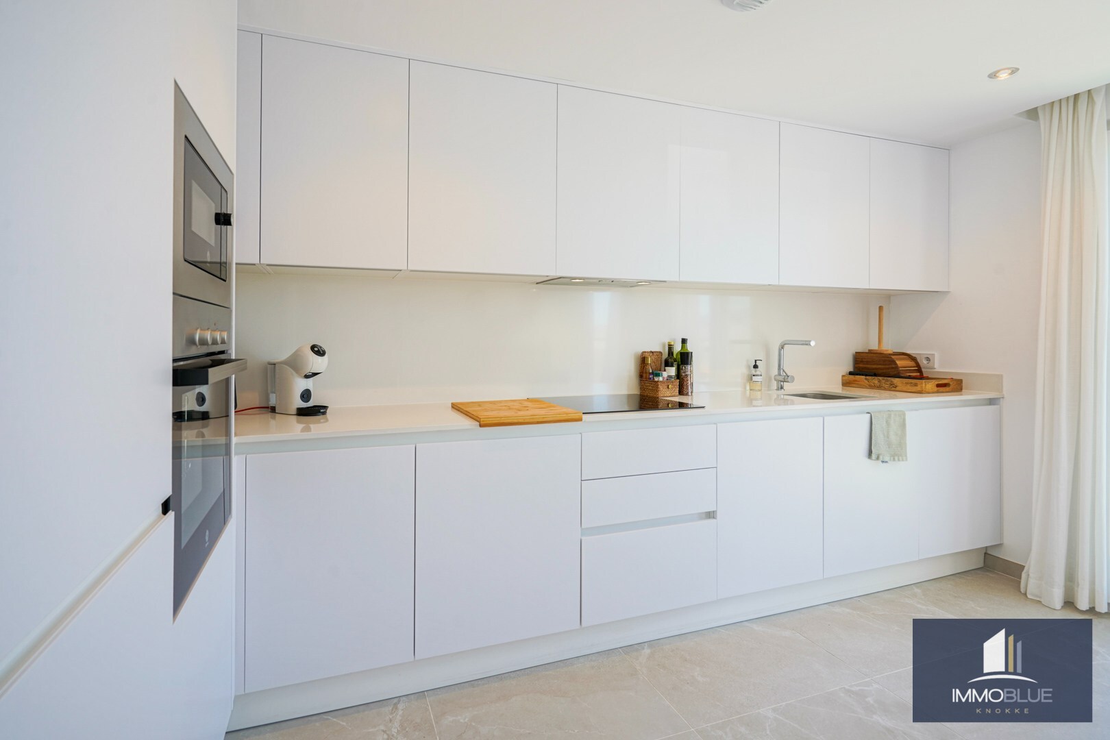 penthouse de luxe avec vue panoramique sur la mer et terrasses très spacieuses 