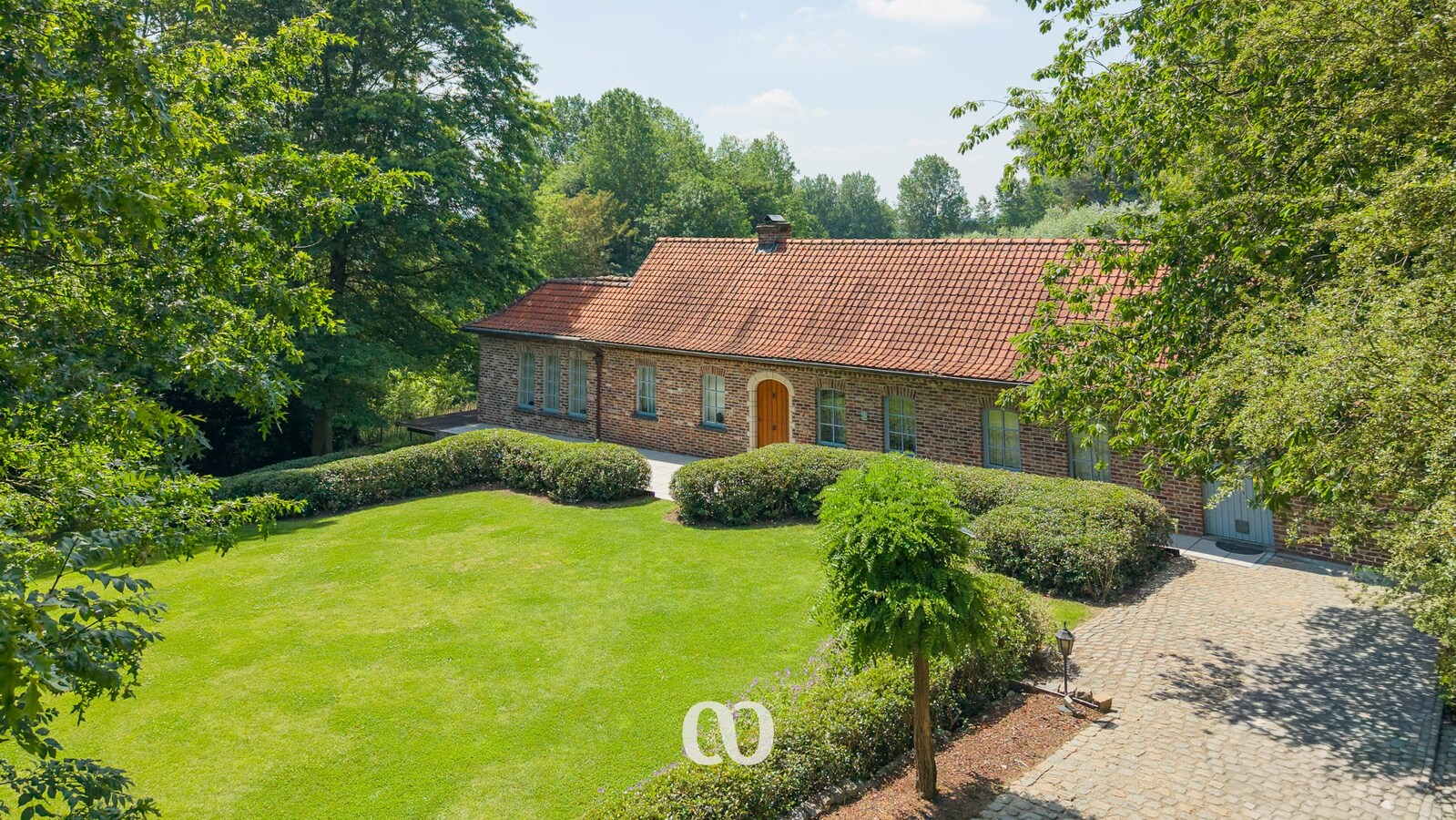 Charmante woning op meer dan 3.000 m² met uniek uitzicht in Maarkedal 