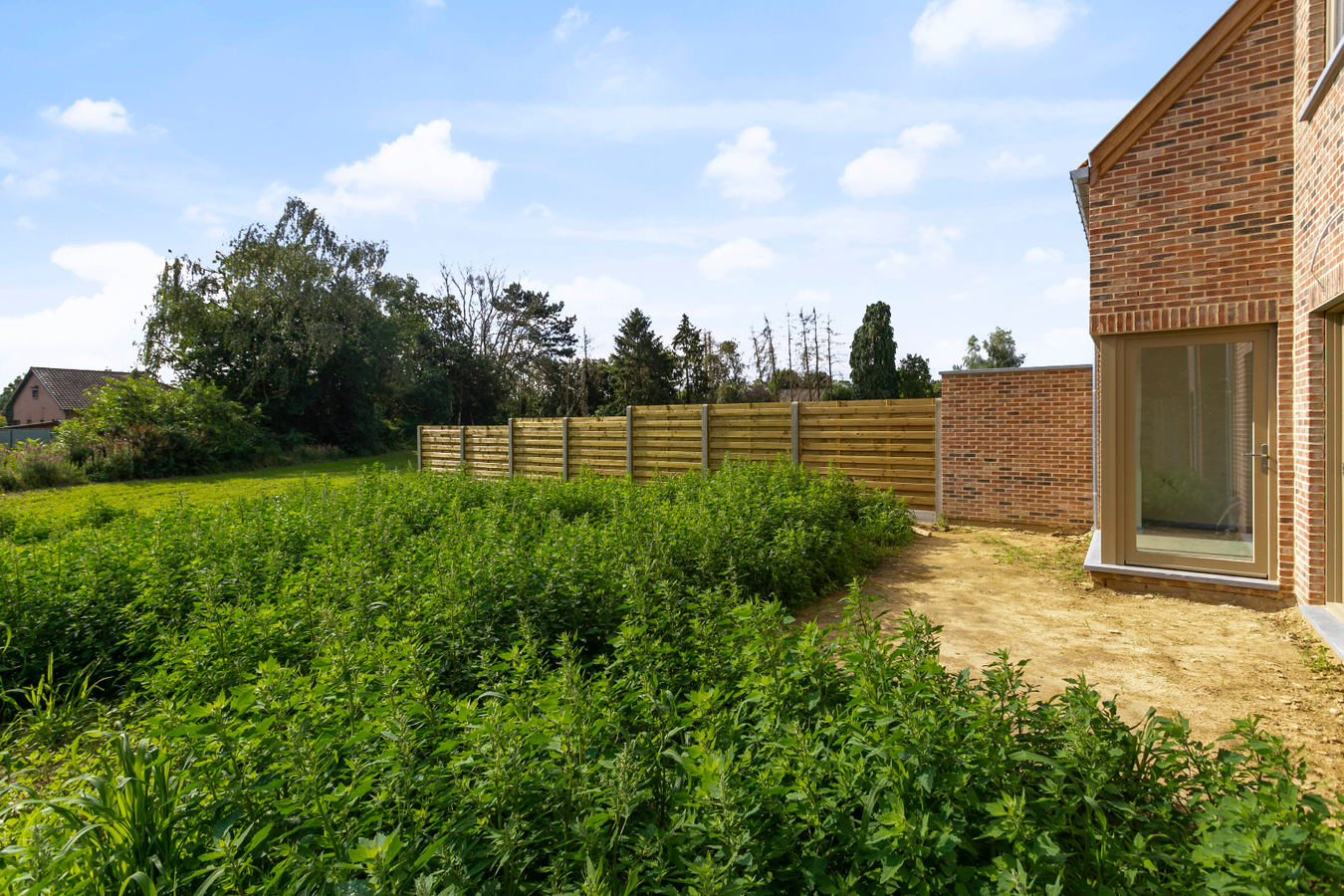 Hoogwaardig nieuwbouwproject van 4 nieuwbouw BEN-woningen op percelen van 3a95ca tot 4a05ca! 