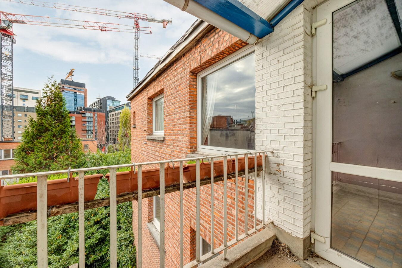 Opbrengsteigendom met 4 units en tuin te Antwerpen Centrum! 