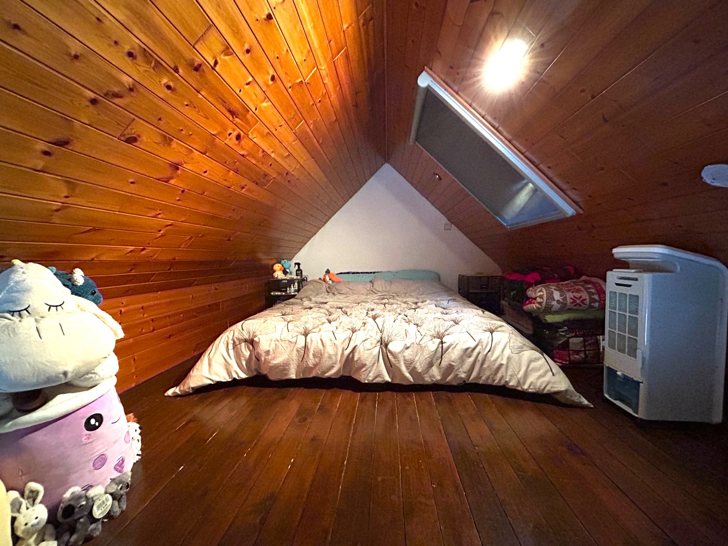 Opbrengsteigendom bestaande uit 1 handelsruimte met 3 bovengelegen appartementen 