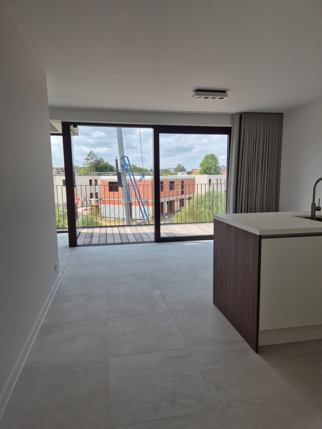 Nieuwbouwappartement met 2 slaapkamers en terras 
