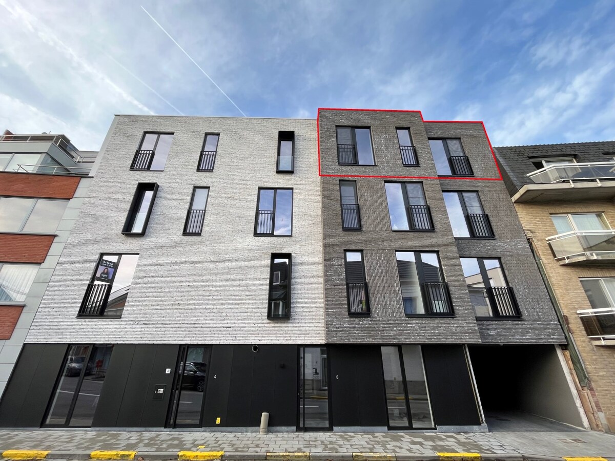 Nieuw, luxueus afgewerkt BEN-penthouse 