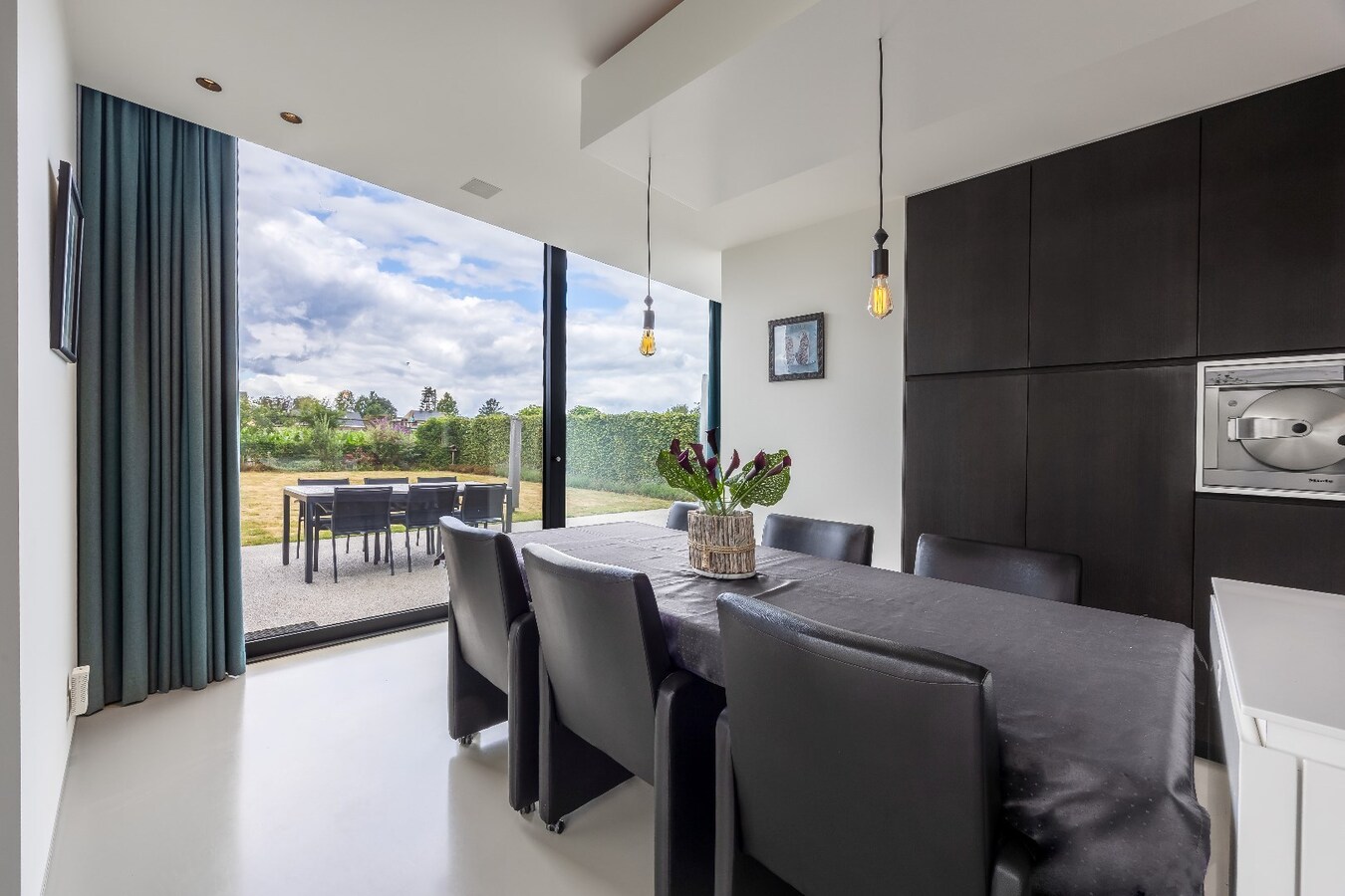 Prachtige, energiezuinige woning met 3 slaapkamers op rustige locatie te Zoersel 