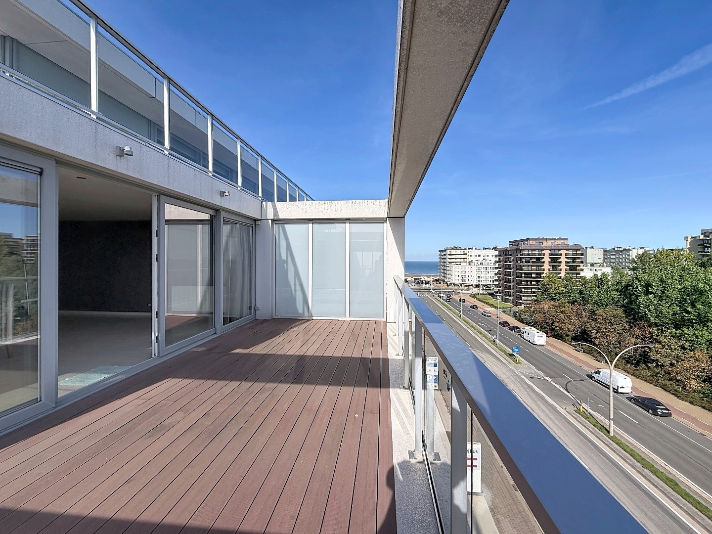Dakappartement met prachtig zicht op de golf en grote terrassen 