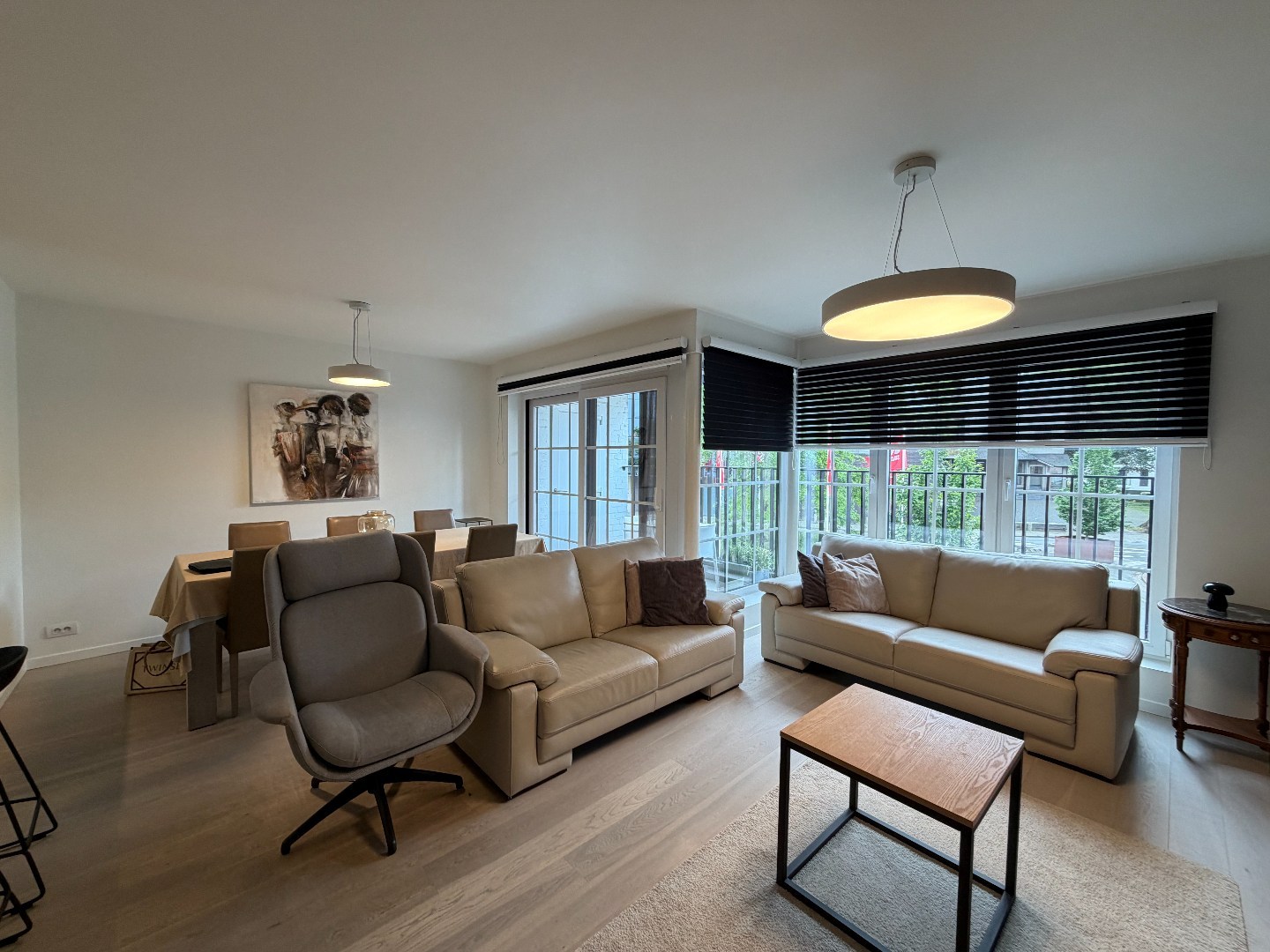 Appartement met 2 slaapkamers en garage te huur in het centrum van Waregem 