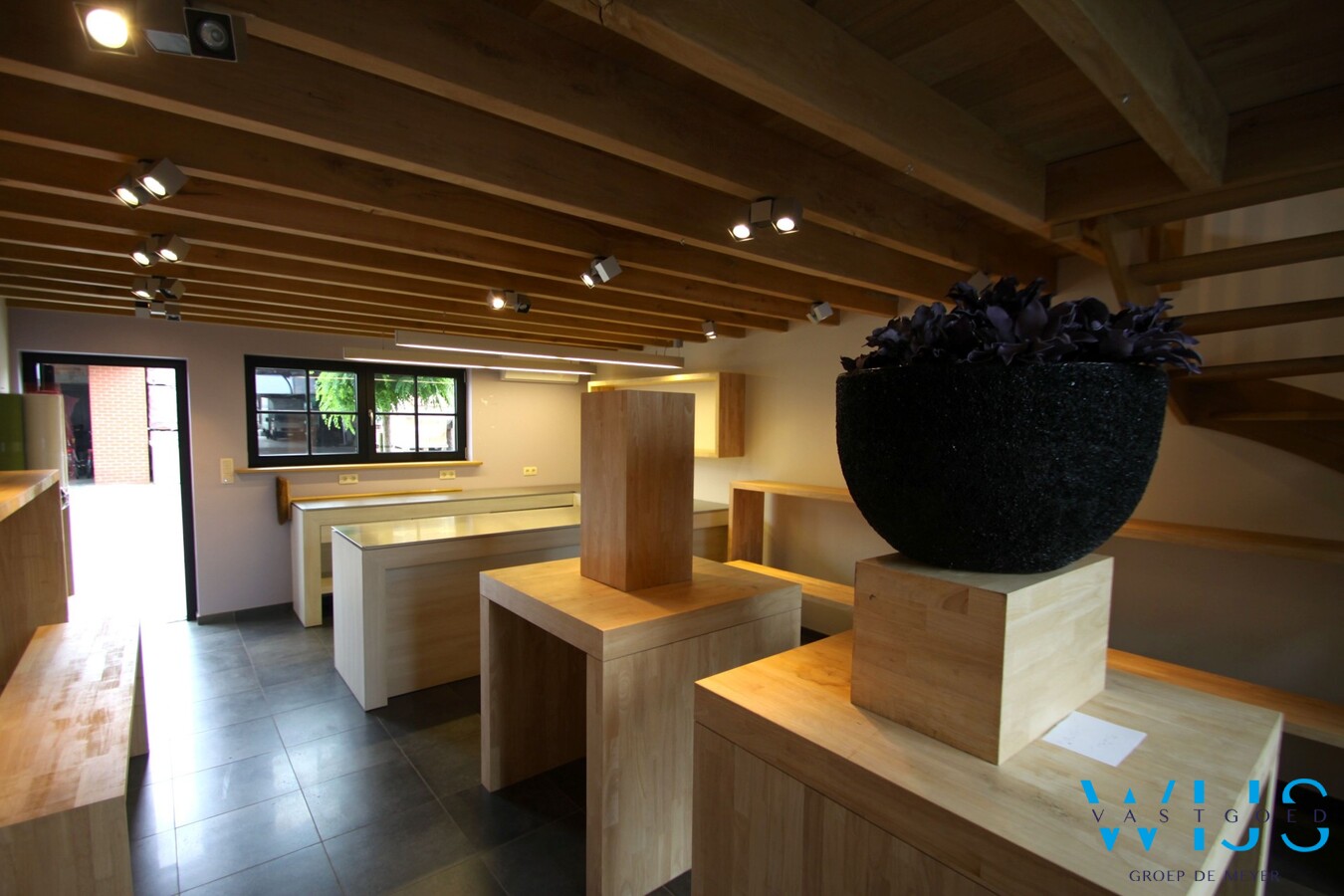 Buitenkans! Winkelruimte centrum Ertvelde 