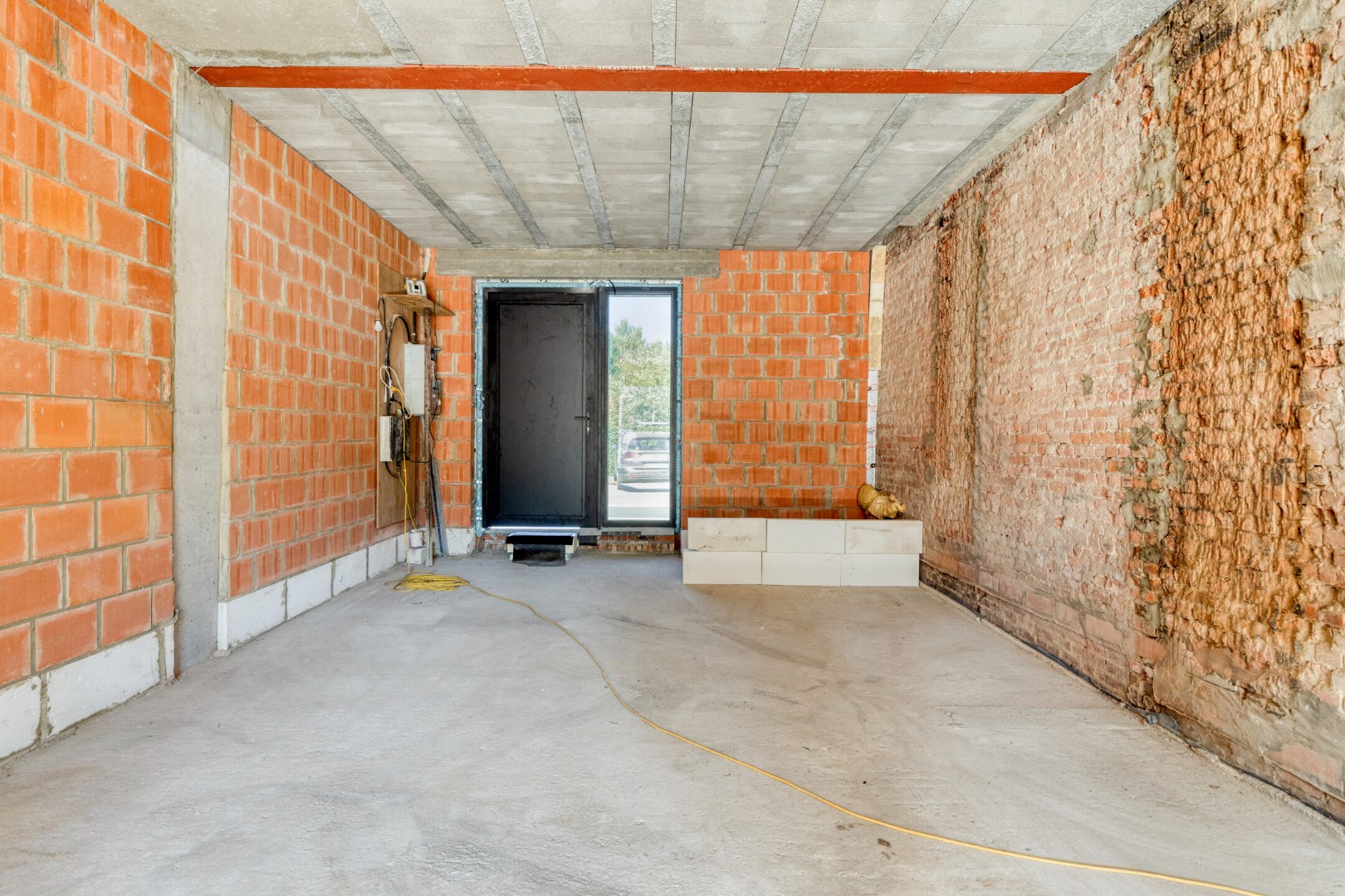 Ruime en rustig gelegen woning met veel mogelijkheden in Rotselaar! 