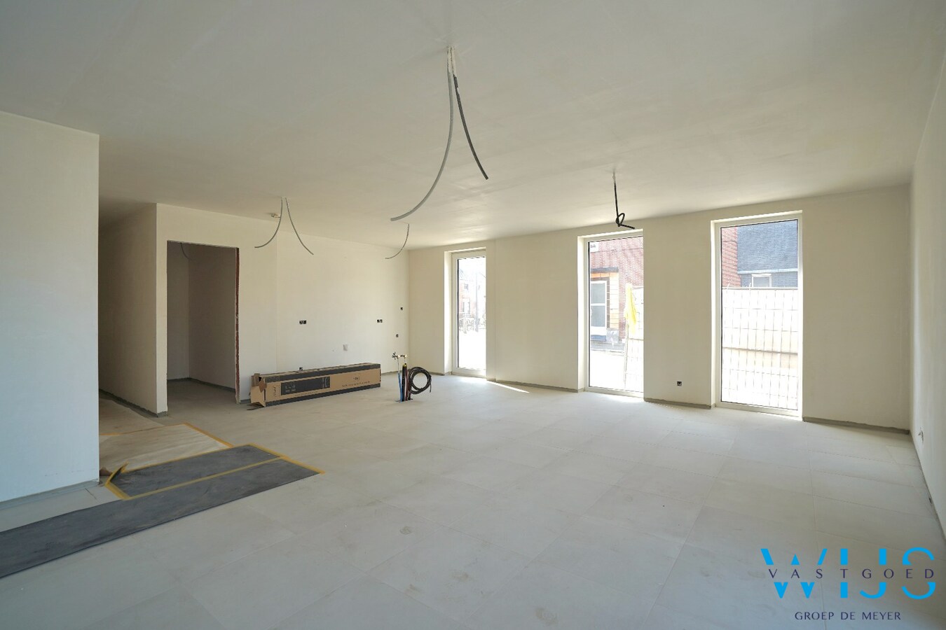 Ruim gelijkvloers nieuwbouwappartement met tuin en 2 terrassen 