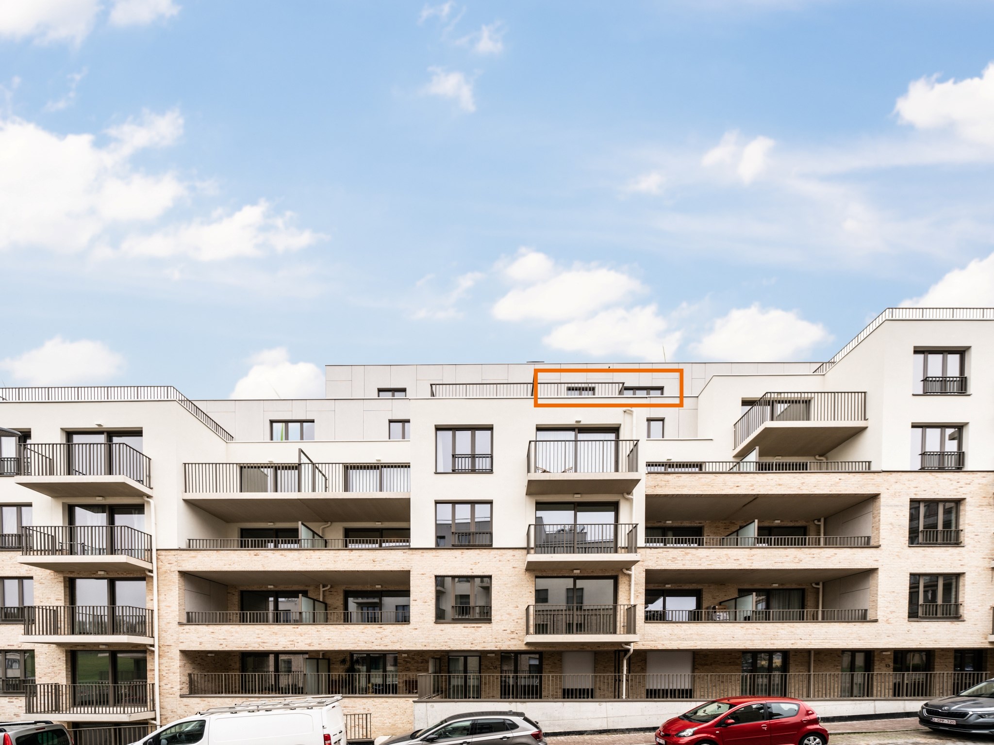 Nieuwbouw 2-kamer appartement met staanplaats en kelder 