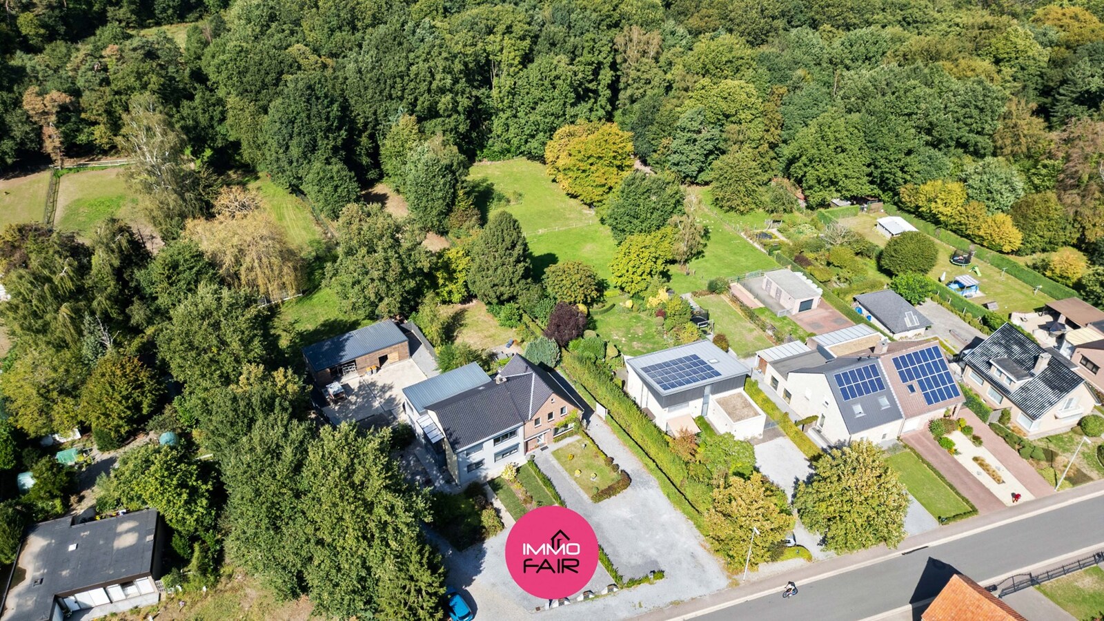Charmante woning met paardenweide op 2.145 m², grenzend aan natuurgebied 