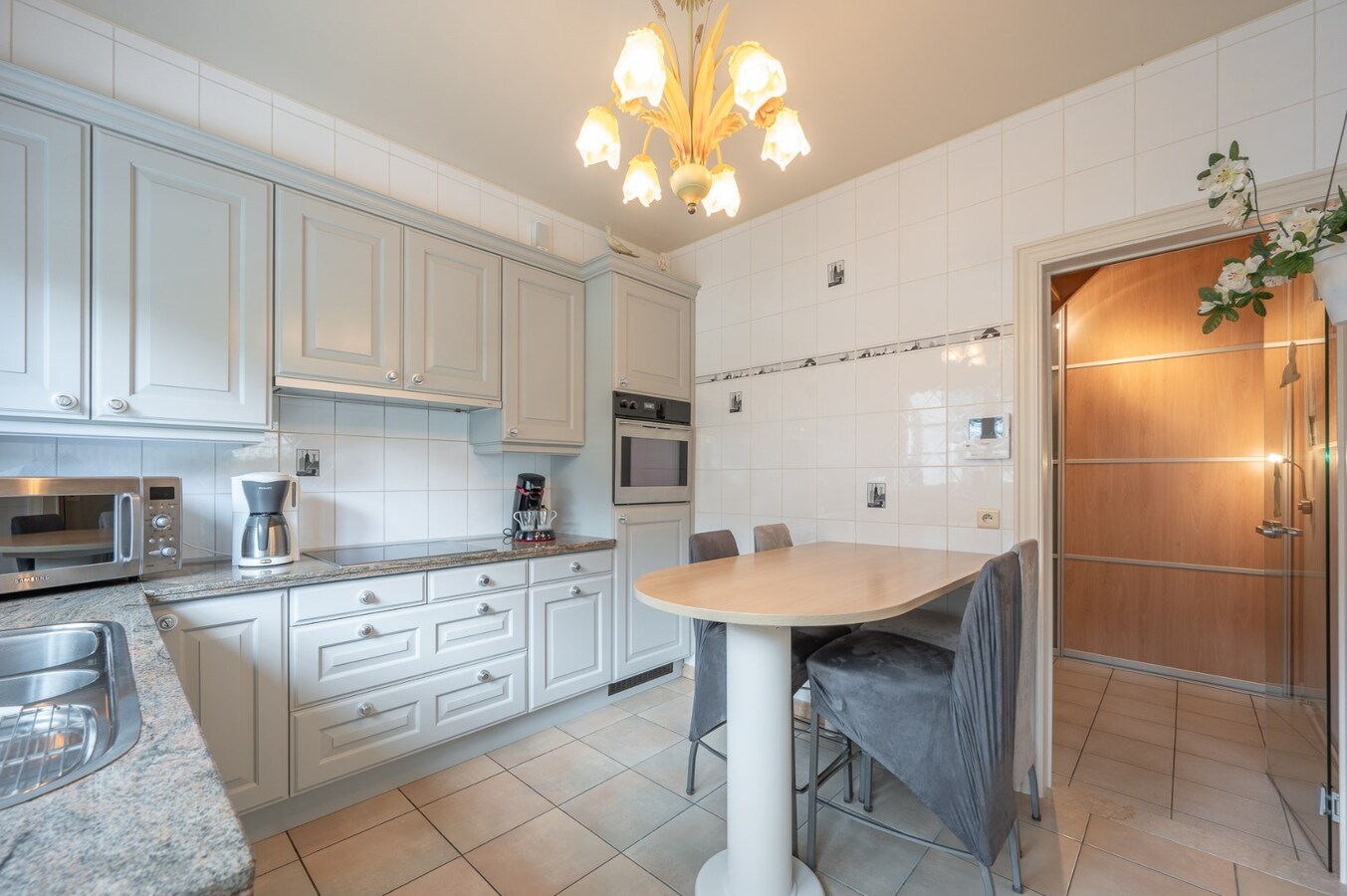 Klassevolle villa in residentiële villawijk te Knokke-Heist 