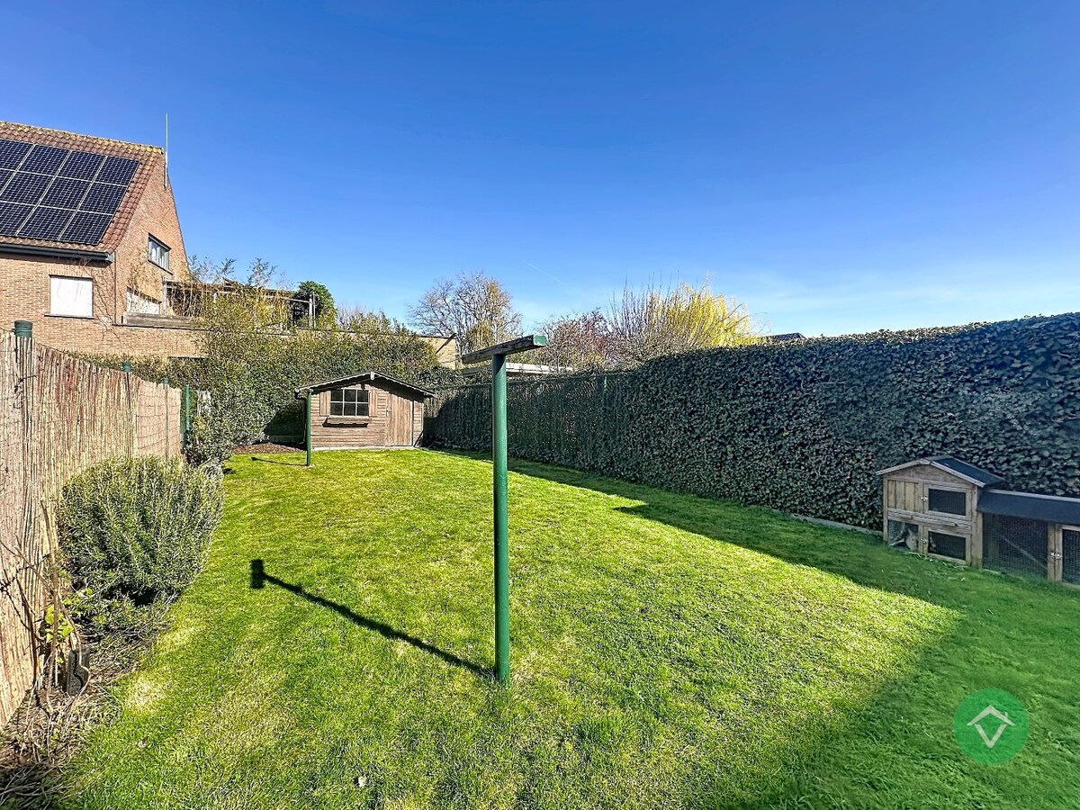 Instapklare woning met 3 slaapkamers en zonnige tuin op topligging in Torhout 