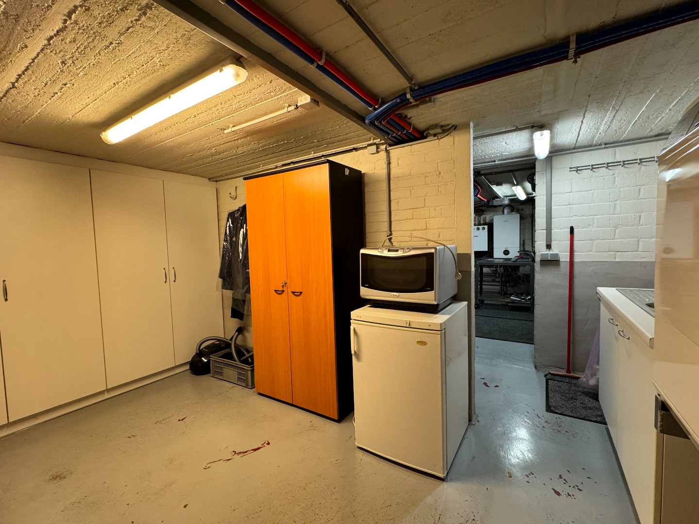 Stijlvolle villa op 909 m² met garage en afgesloten tuin 