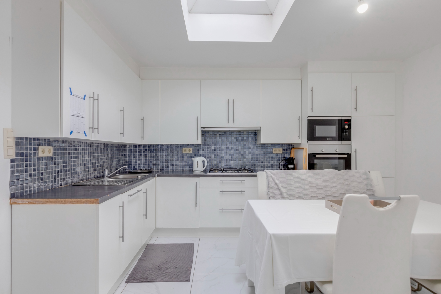 Gezellig rijhuis gelegen vlakbij de Schelde, ideaal voor jonge starters! 