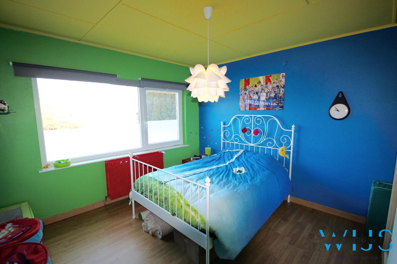 Instapklare gezellige woning met mooie tuin ! 