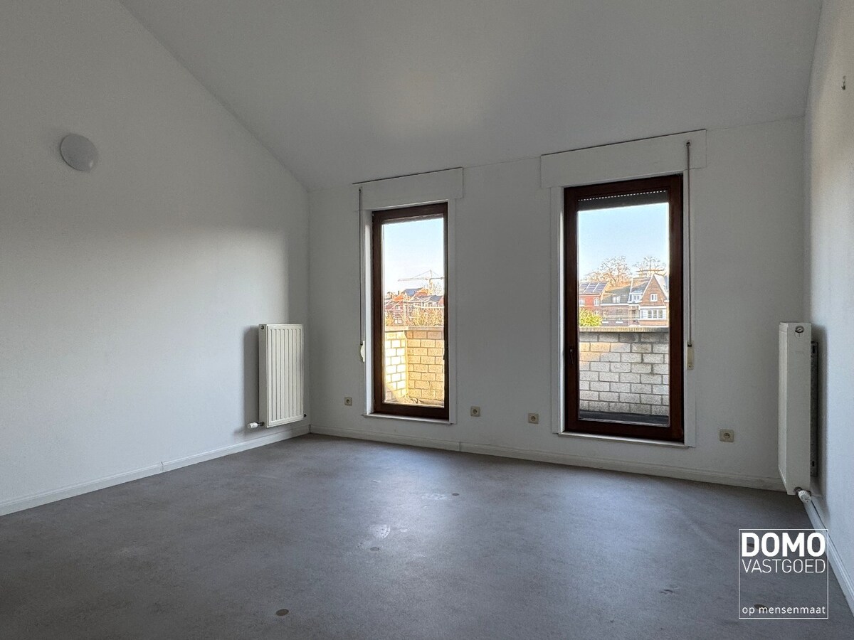 Woning met tuin, garage en 2 slaapkamers op wandelafstand van het centrum van Hasselt 