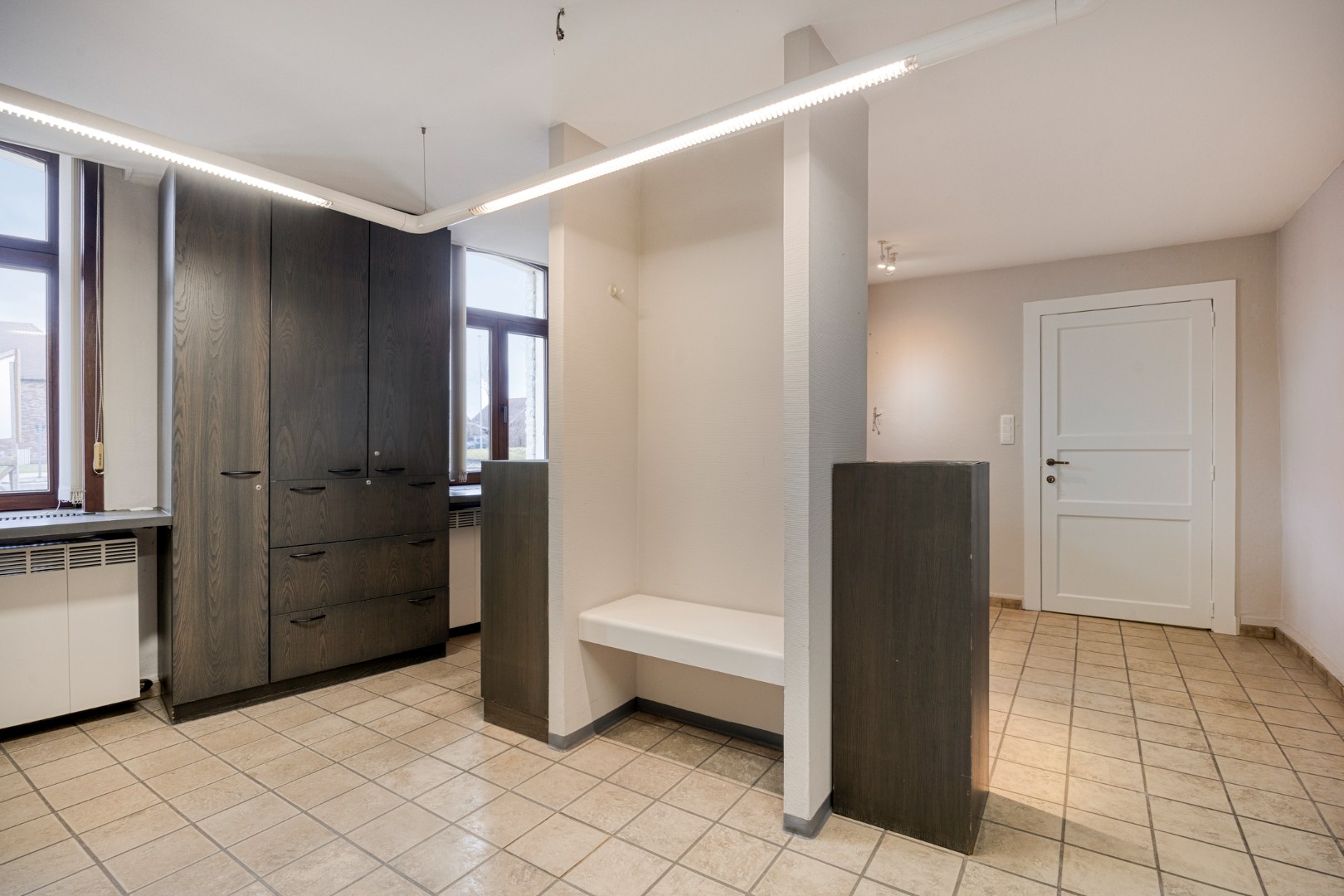 Instapklare gezinswoning met praktijkruimte 