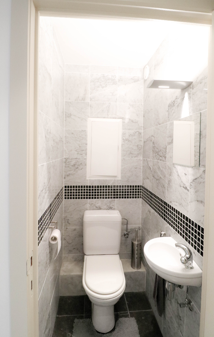 Mooie instapklare studio met zeezicht 