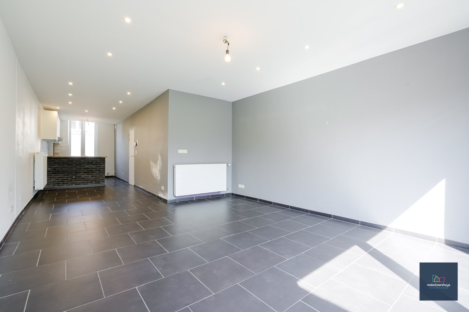 BEZOEKMOMENTEN VOLZET !!! Leuke woning met 3 slpk. en tuin te Gent/Mariakerke 