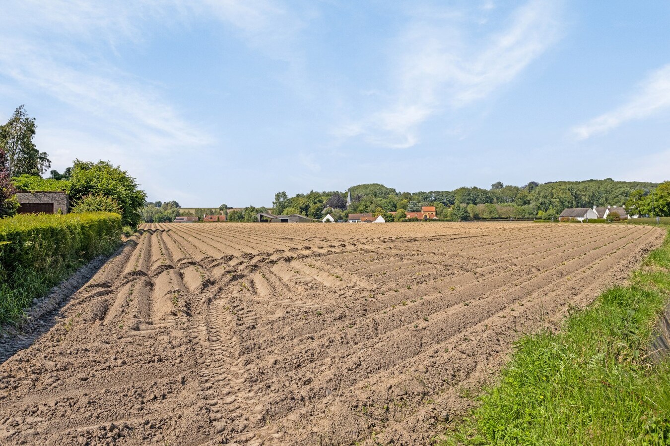 Prachtig gelegen woning met drie slaapkamers in Mullem 