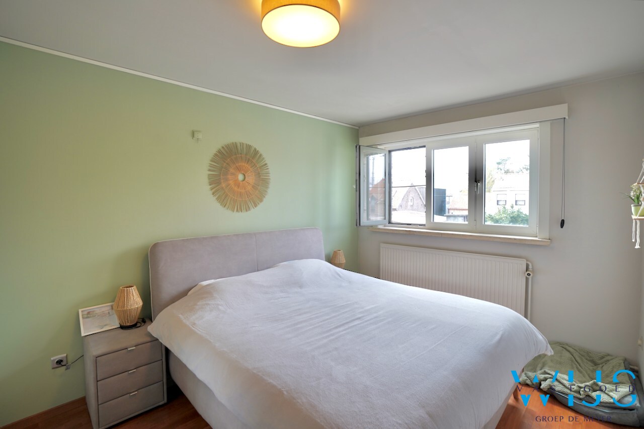 Instapklaar en verrassend ruim appartement op toplocatie in het centrum van Ertvelde! 