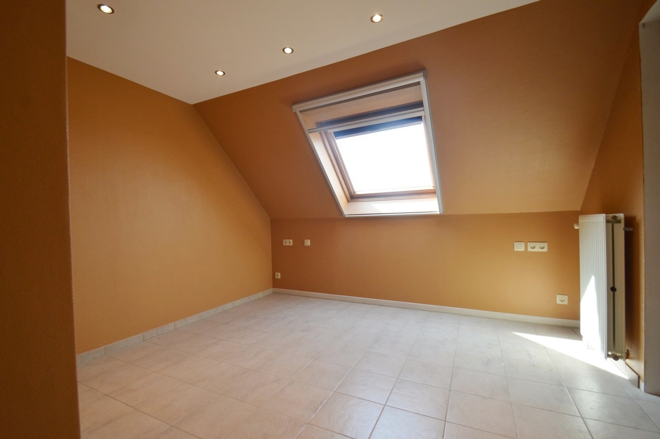 Goed gelegen, groot duplexappartement/penthouse - Heist 