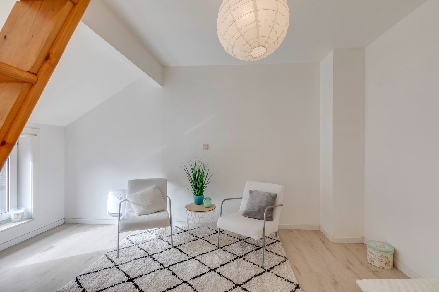 Beluikwoning ideaal voor studerende kinderen en investeerders! 