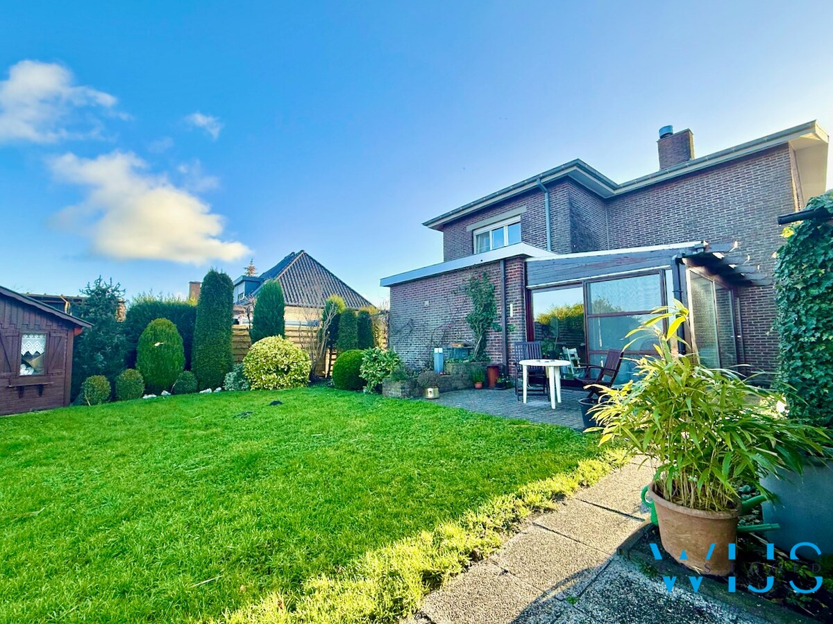 Vrijstaand woonhuis op 528m² te Kluizen ! 