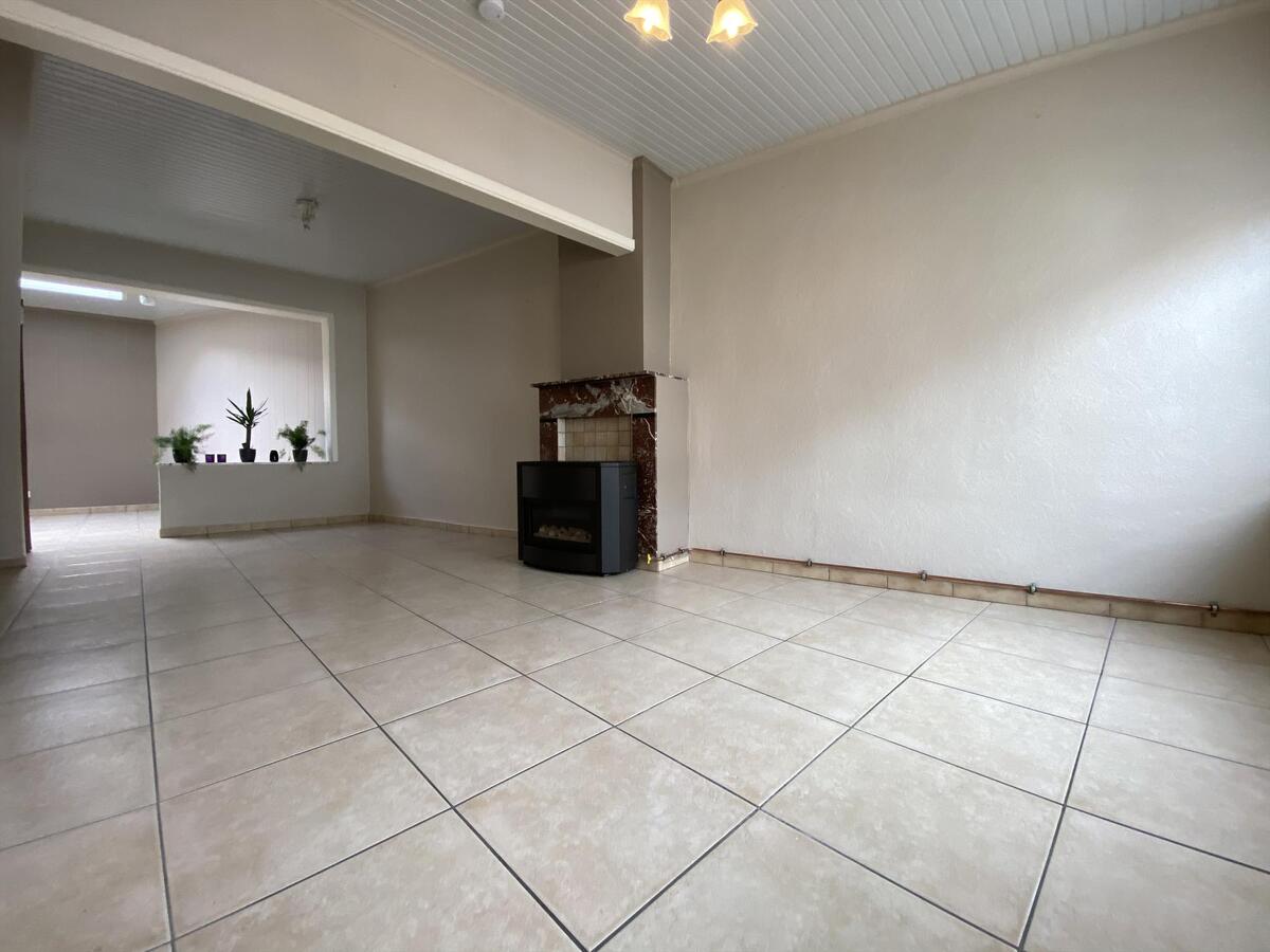 Woning met 2 slaapkamers en garage te Torhout 