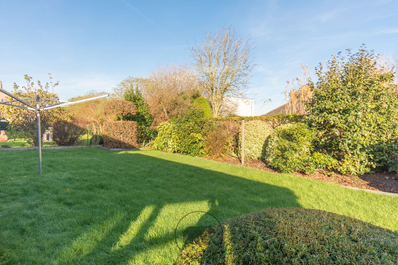 Perfect onderhouden bungalow op sublieme ligging te Lochristi 