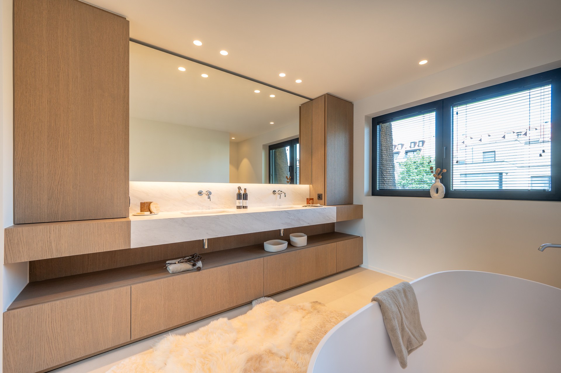 Villa neuve clé en main dans un emplacement de choix calme près du Zegemeer et à distance de marche du centre. 