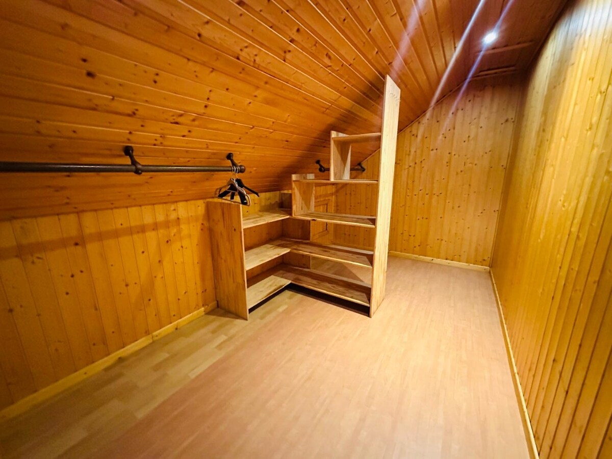 Eigentijdse vrijstaande woning te Peer 