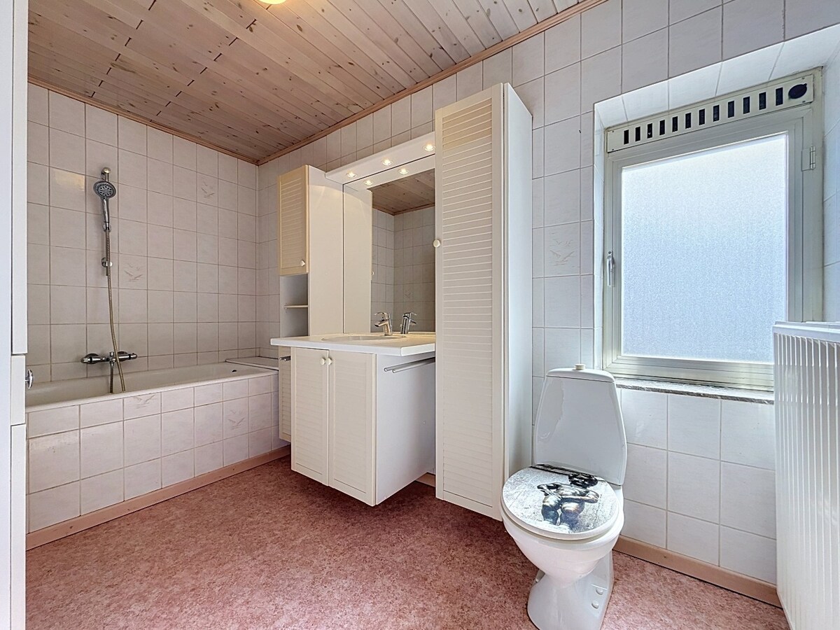 Ruime woning in de pittoreske dorpskern van St-Goriks-Oudenhove 