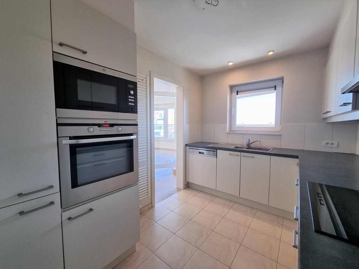 Hoekappartement (116m²) met open zicht aan het Albertstrand - Knokke 