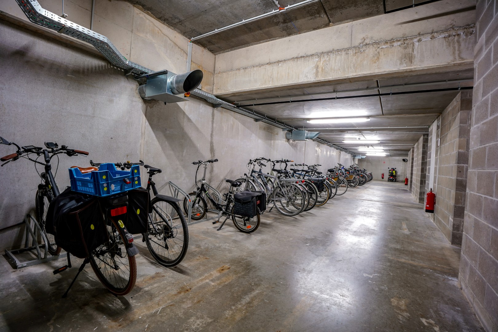 Prachtig 1-slaapkamerappartement met ruim terras (serviceflat) in Residentie Beukenhof, uniek wonen in de dorpskern van Oostduinkerke. 
