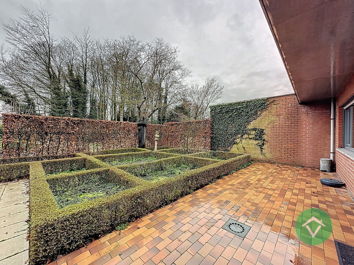 Woning met garage in centrum van Koekelare 