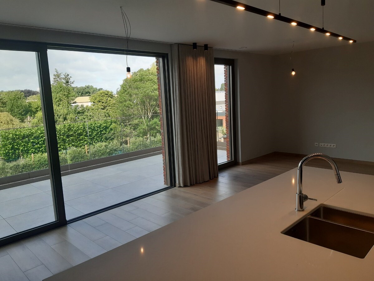 Luxueus wonen in hartje Merelbeke. 