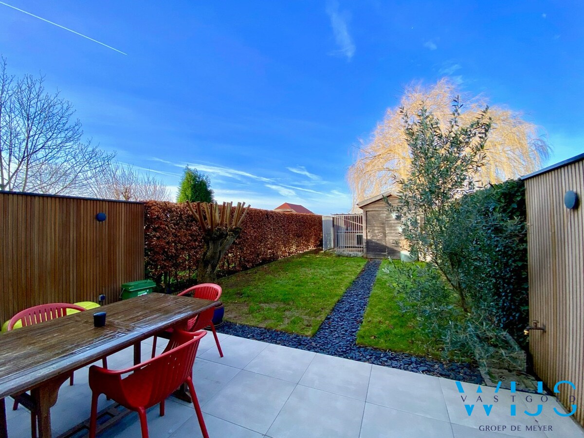 Bel-étage met 3 slaapkamers en tuin te ERTVELDE ! 