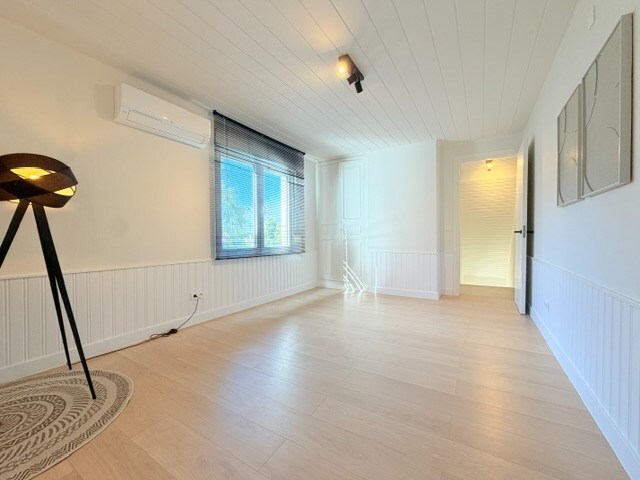 Trendy halfopen bebouwing met tuin en uitweg te Wevelgem ! *** NONO INSPIRED*** 