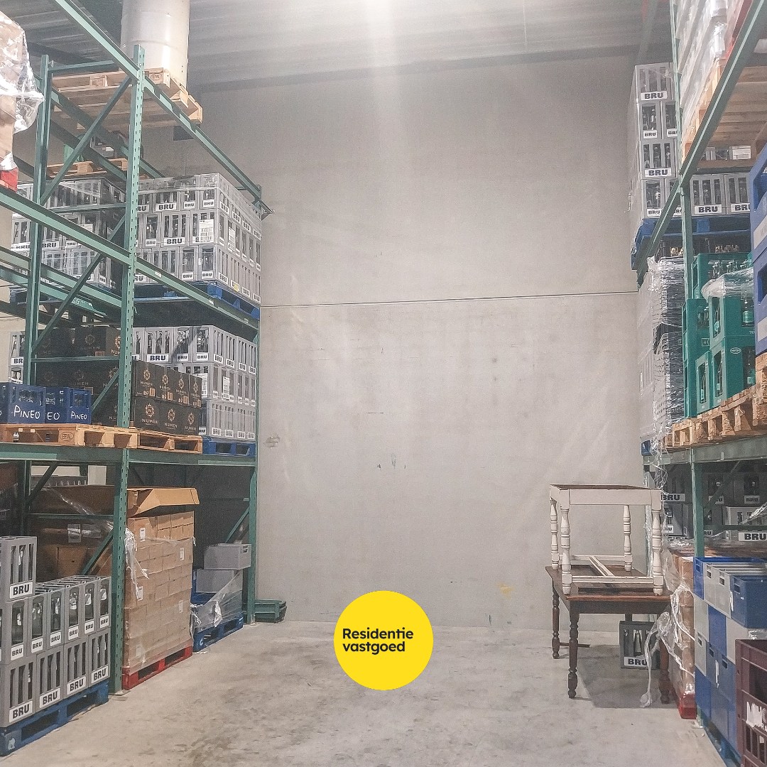 Instapklare loods te koop in bedrijvenpark Westpoort te Zwijndrecht 