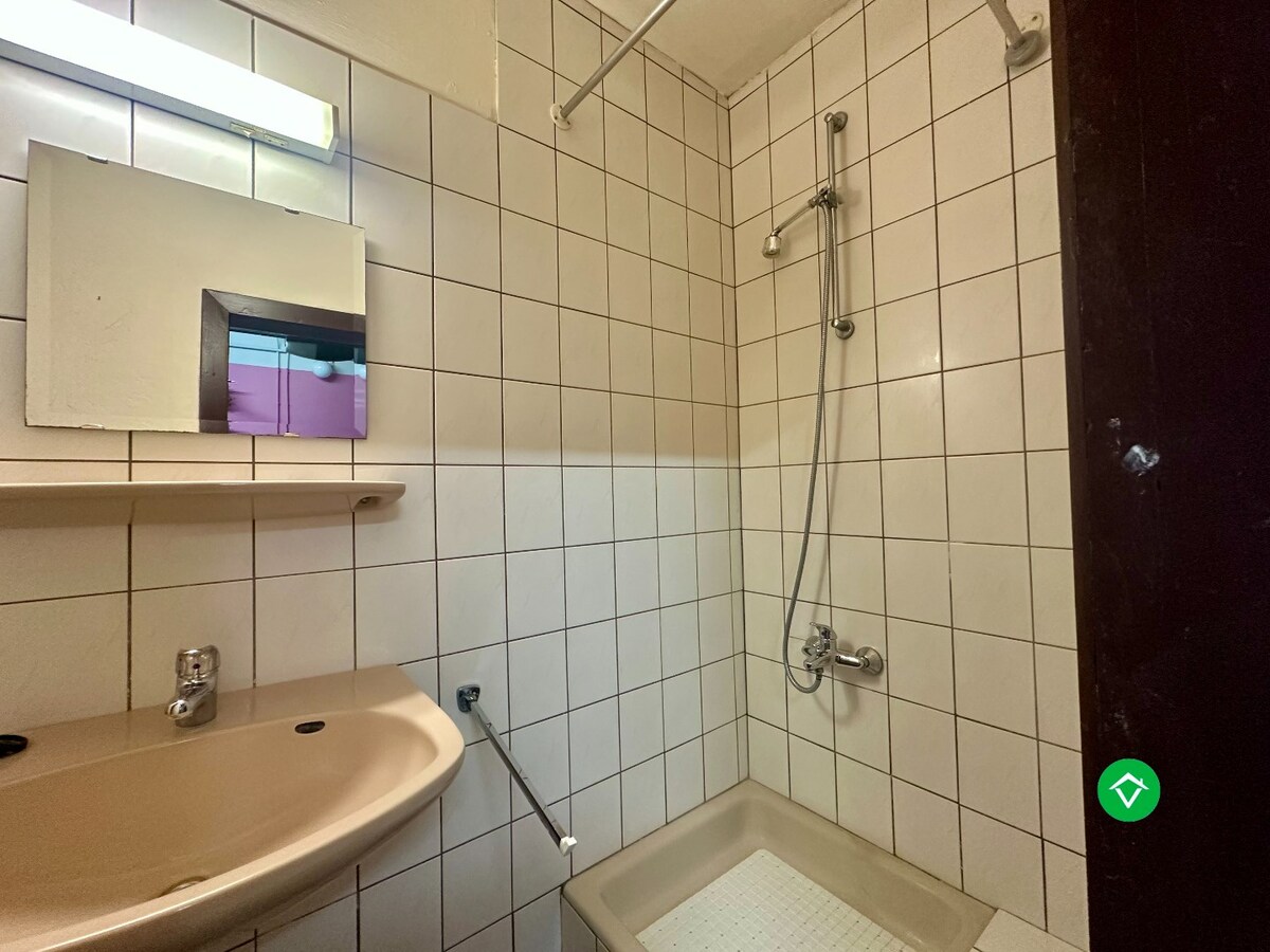 Gezinswoning met 3 slaapkamers en inpandige garage te koop in de Mokker (Koekelare) 