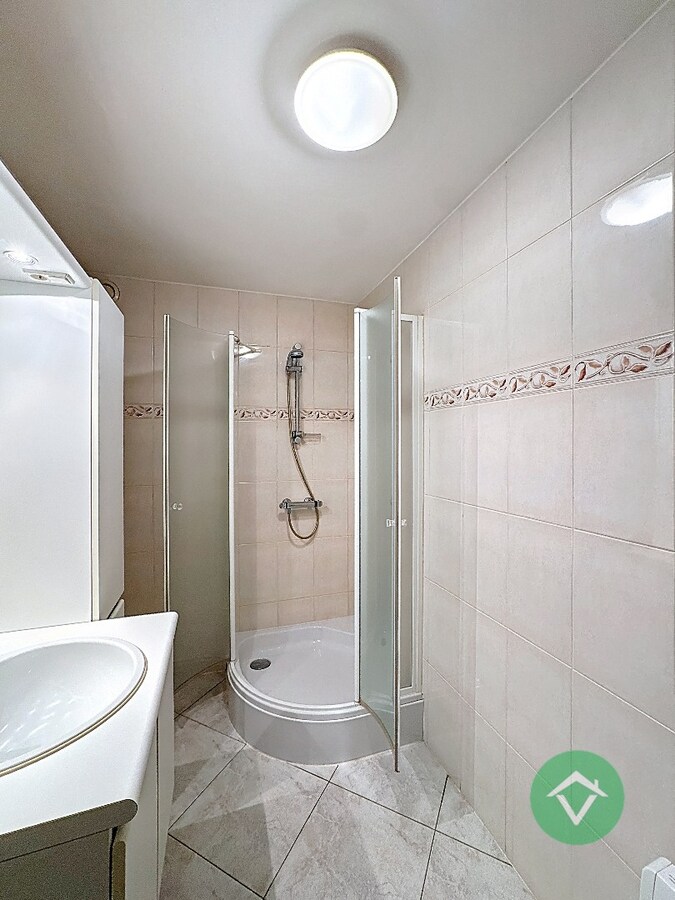 Appartement met 2 slaapkamers en garage te Torhout 