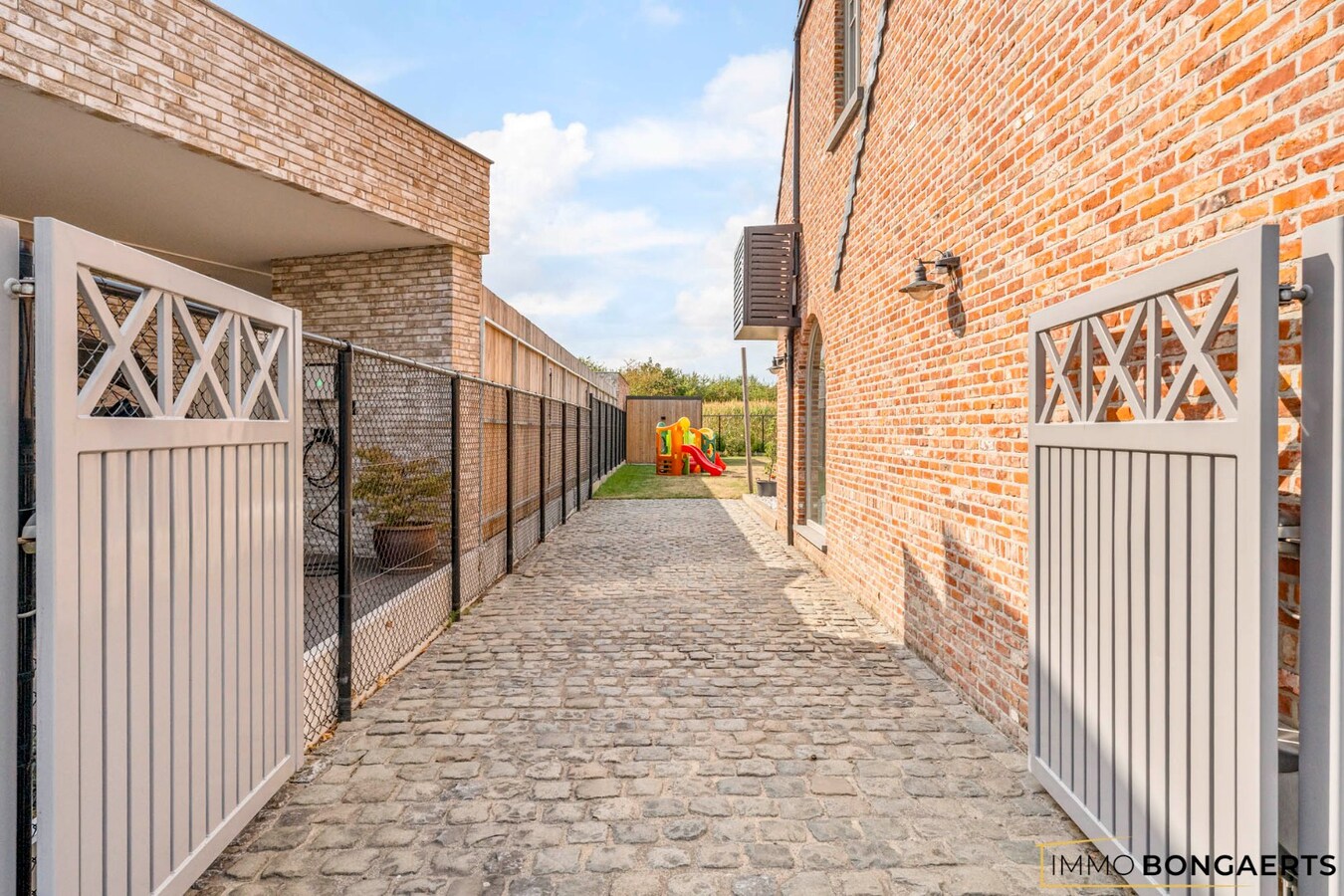 Instapklare woning met 3 slaapkamers 