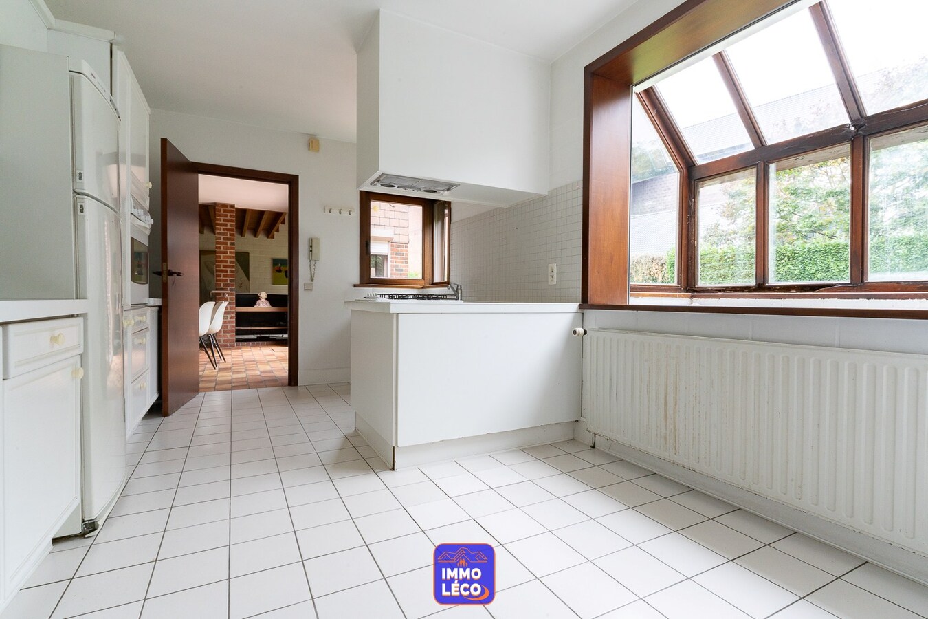 Maison d'architecte avec profession libérale, double garage, jardin, CENTRE-VILLE ! 