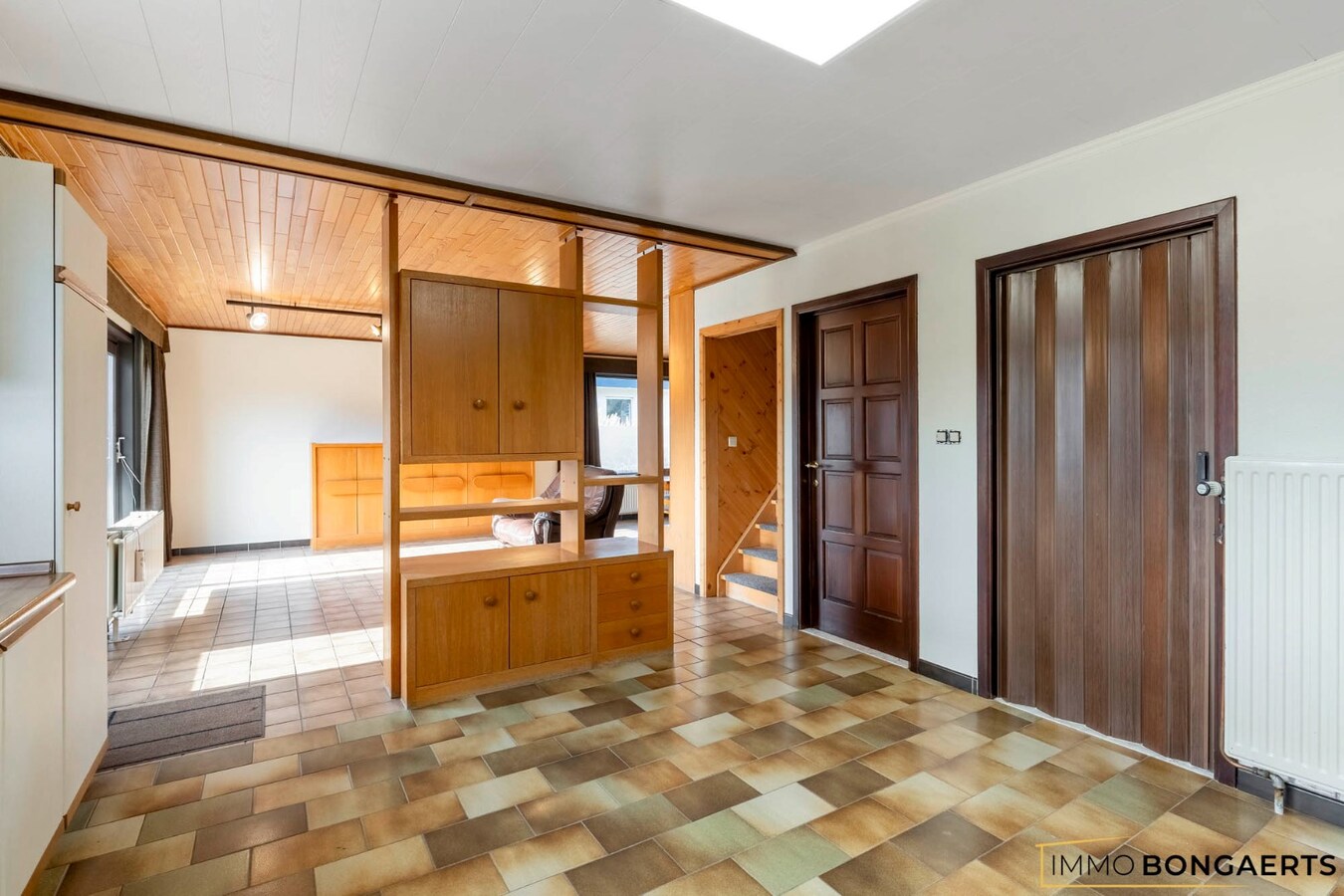 Ruime woning met 3 slaapkamers, tuin, terras en garage. 